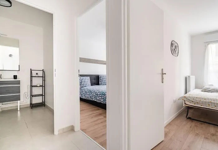 Home-Like Apartment Near Disneyland